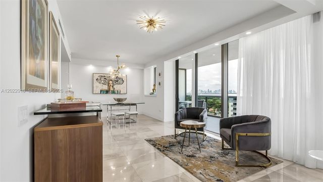 5875 Collins Avenue 1807, Miami Beach, FL 33140