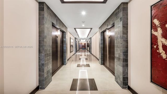 5875 Collins Avenue 1807, Miami Beach, FL 33140