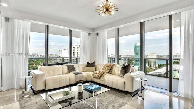 5875 Collins Avenue 1807, Miami Beach, FL 33140