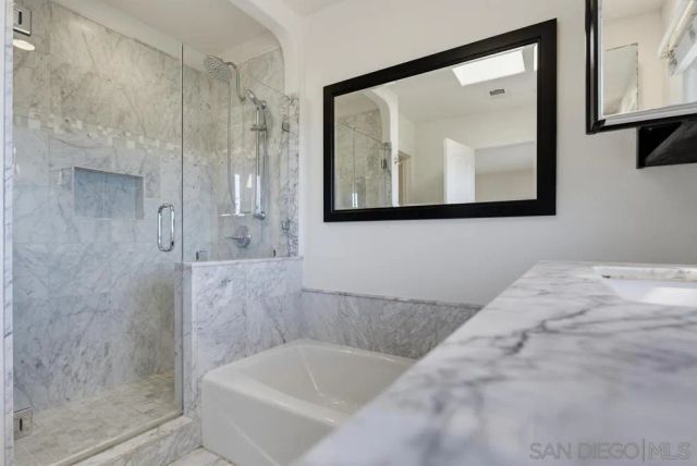 4391 Middlesex, San Diego, CA 92116