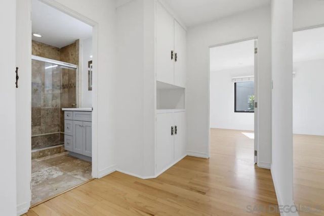 4391 Middlesex, San Diego, CA 92116