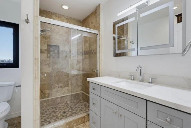 4391 Middlesex, San Diego, CA 92116