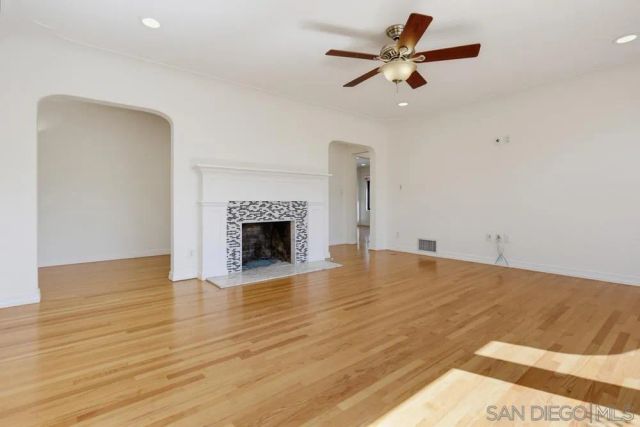 4391 Middlesex, San Diego, CA 92116