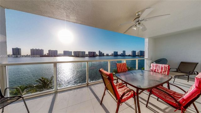 18100 N Bay Rd 504, Sunny Isles Beach, FL 33160