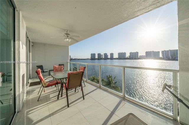 18100 N Bay Rd 504, Sunny Isles Beach, FL 33160