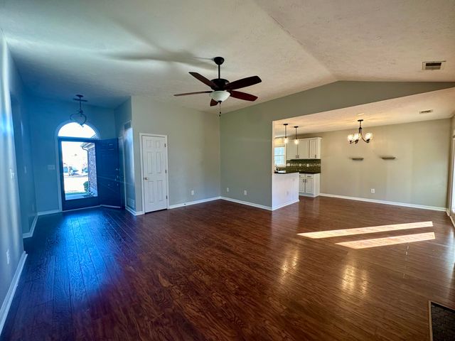 940 Ridgebrook Road, Lexington, KY 40509