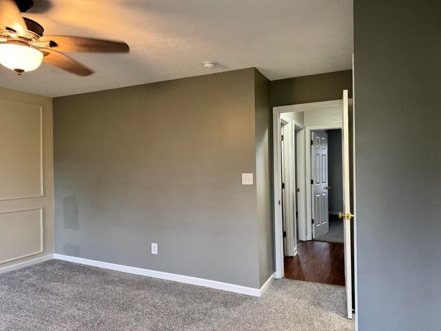 940 Ridgebrook Road, Lexington, KY 40509