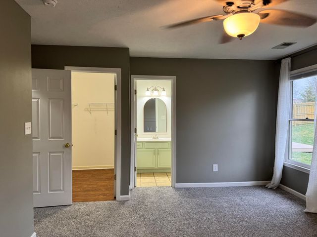 940 Ridgebrook Road, Lexington, KY 40509