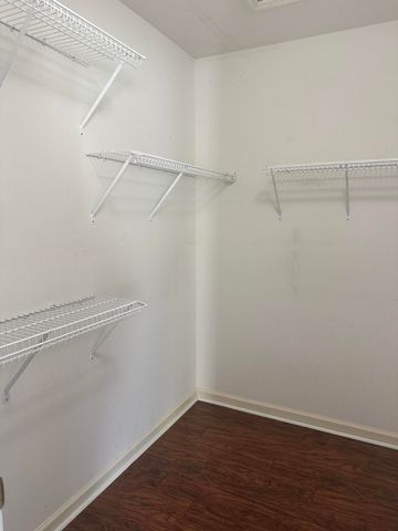 940 Ridgebrook Road, Lexington, KY 40509