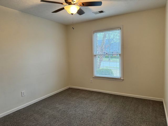 940 Ridgebrook Road, Lexington, KY 40509