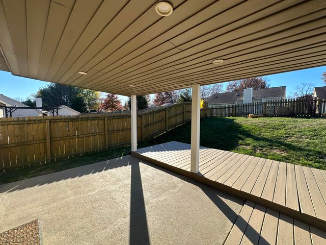 940 Ridgebrook Road, Lexington, KY 40509