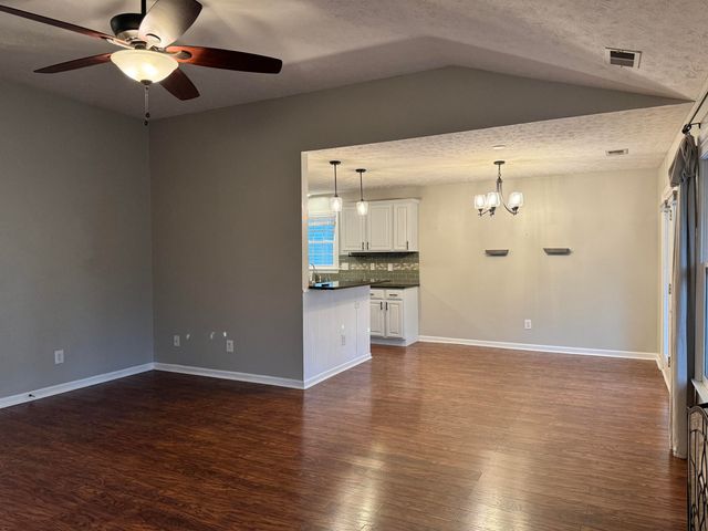 940 Ridgebrook Road, Lexington, KY 40509