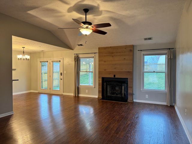 940 Ridgebrook Road, Lexington, KY 40509