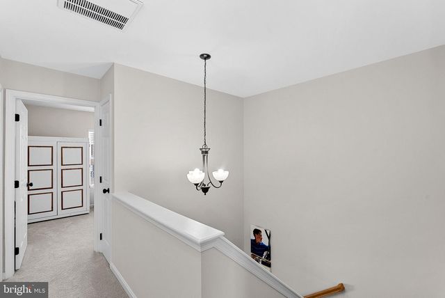 20392 FARMGATE TER, Ashburn, VA 20147