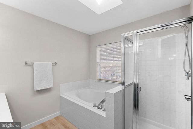 20392 FARMGATE TER, Ashburn, VA 20147