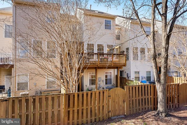 20392 FARMGATE TER, Ashburn, VA 20147