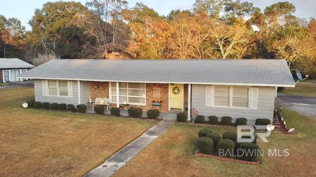 205 Highland Avenue, Atmore, AL 36502
