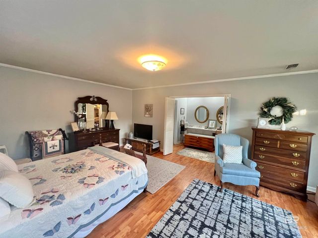 205 Highland Avenue, Atmore, AL 36502