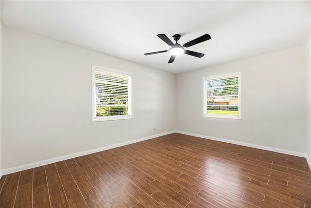 6110 Shadow Crest Street, Houston, TX 77074