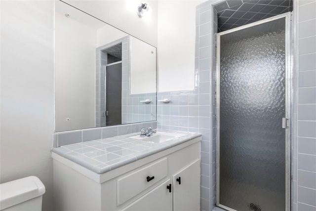 6110 Shadow Crest Street, Houston, TX 77074