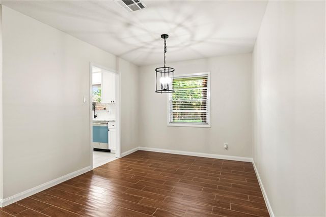 6110 Shadow Crest Street, Houston, TX 77074
