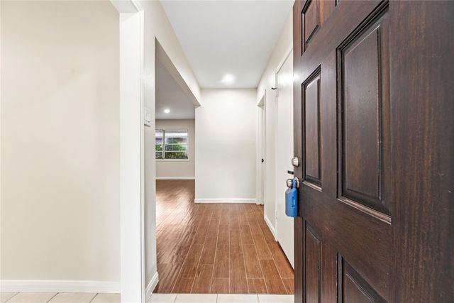 6110 Shadow Crest Street, Houston, TX 77074