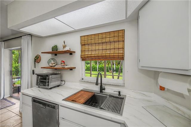 5831 Samoa DR, Bokeelia, FL 33922