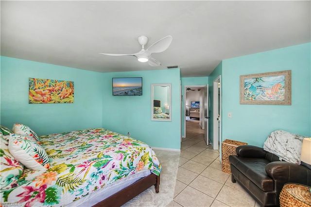 5831 Samoa DR, Bokeelia, FL 33922