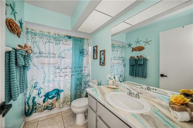 5831 Samoa DR, Bokeelia, FL 33922