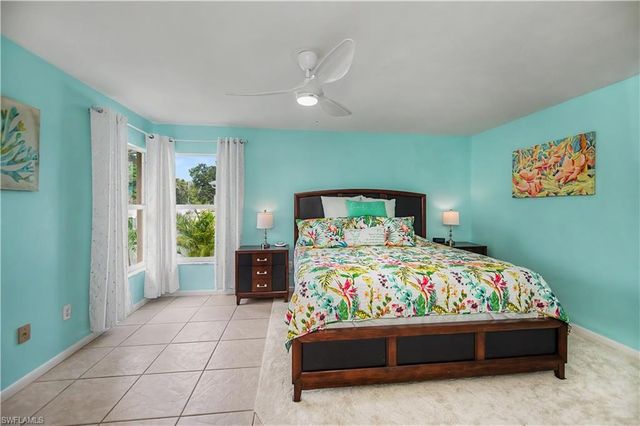 5831 Samoa DR, Bokeelia, FL 33922