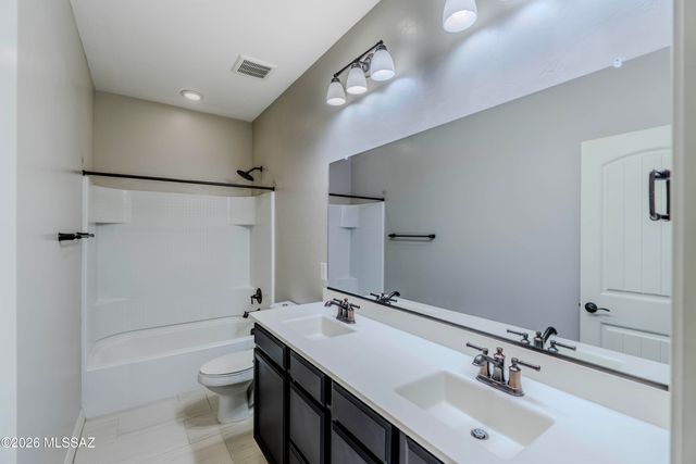 11777 N Silverscape Drive, Tucson, AZ 85737
