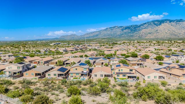 11777 N Silverscape Drive, Tucson, AZ 85737
