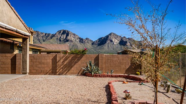 11777 N Silverscape Drive, Tucson, AZ 85737