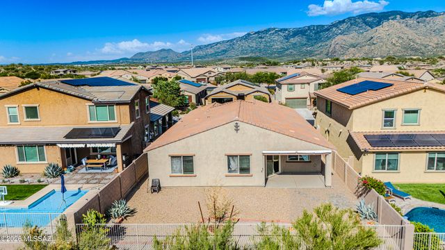 11777 N Silverscape Drive, Tucson, AZ 85737