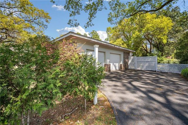 1054 Matterhorn Street, Mobile, AL 36608