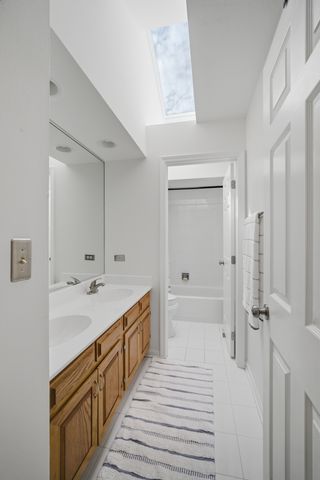 1300 Somerset Avenue, Deerfield, IL 60015