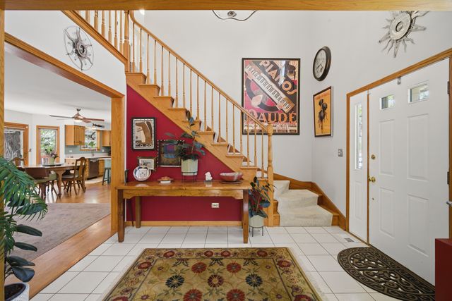 1300 Somerset Avenue, Deerfield, IL 60015