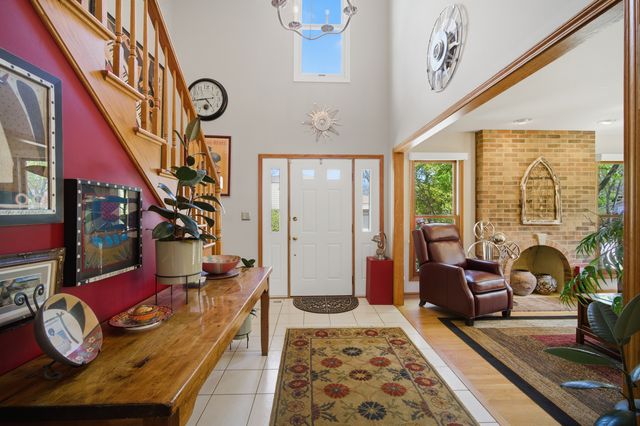 1300 Somerset Avenue, Deerfield, IL 60015