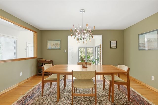 641 Salem End Road, Framingham, MA 01701