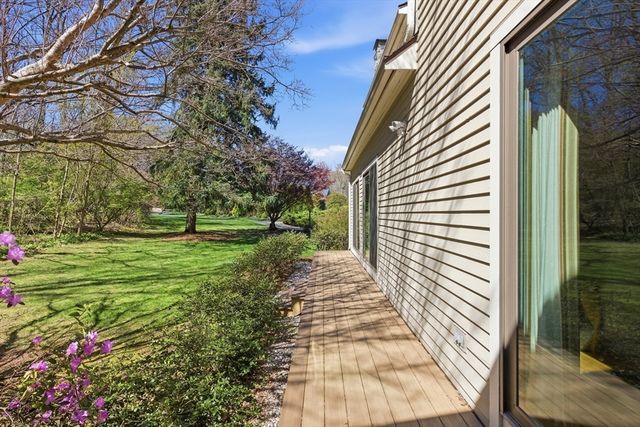 641 Salem End Road, Framingham, MA 01701