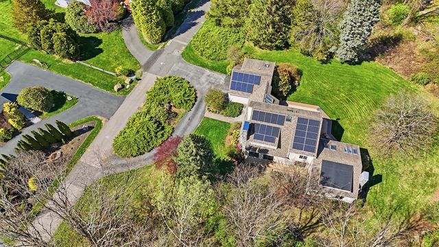 641 Salem End Road, Framingham, MA 01701