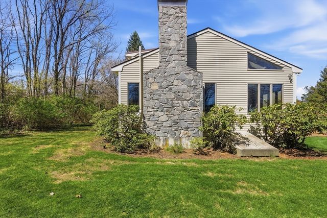 641 Salem End Road, Framingham, MA 01701