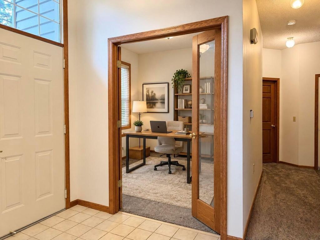 2488 Lockwood Drive 10, Mendota Heights, MN 55120 — photo 5
