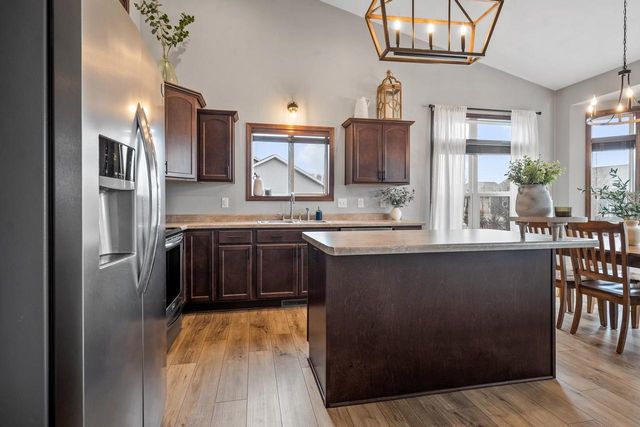 1823 NATION COURT, Neenah, WI 54956