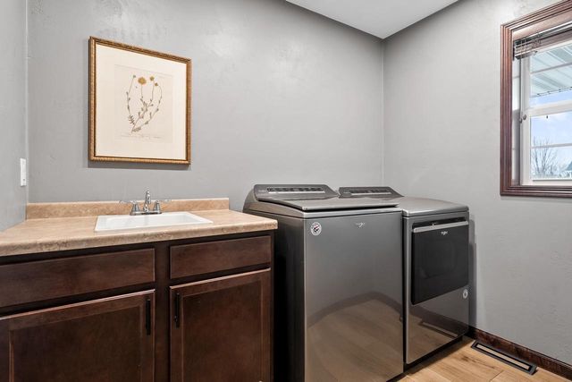 1823 NATION COURT, Neenah, WI 54956