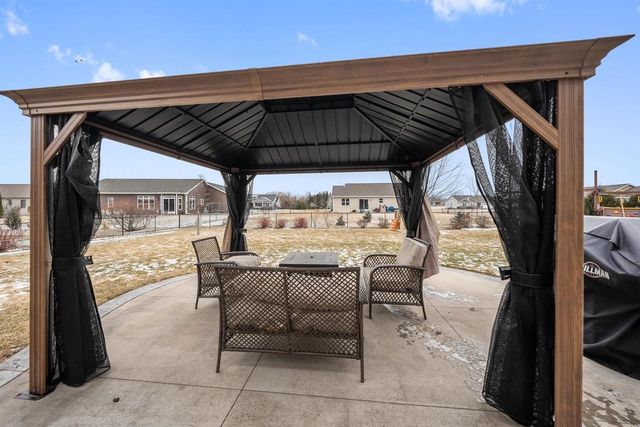 1823 NATION COURT, Neenah, WI 54956