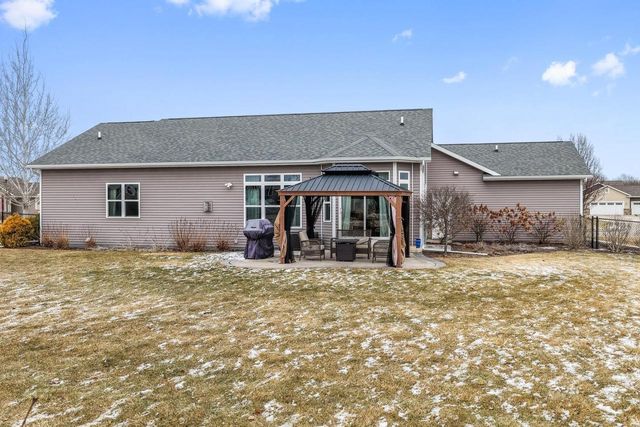 1823 NATION COURT, Neenah, WI 54956