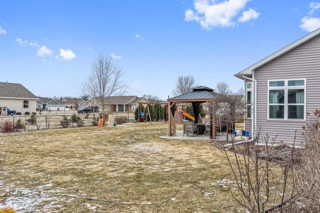 1823 NATION COURT, Neenah, WI 54956