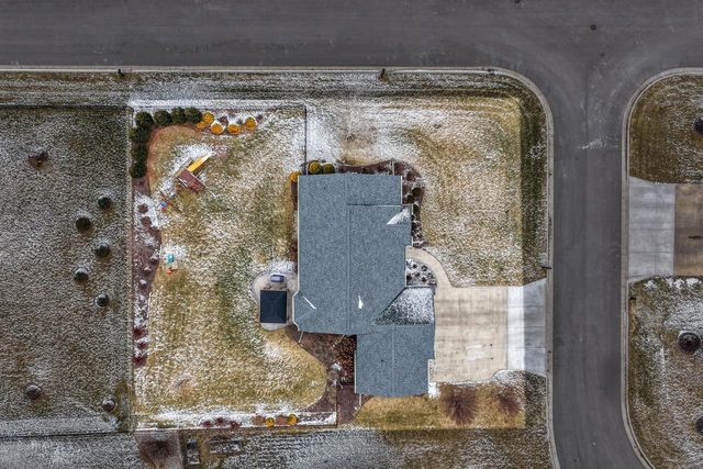 1823 NATION COURT, Neenah, WI 54956