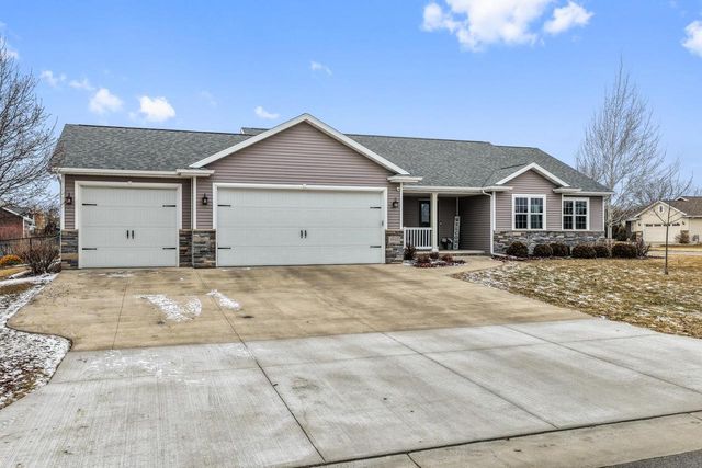 1823 NATION COURT, Neenah, WI 54956
